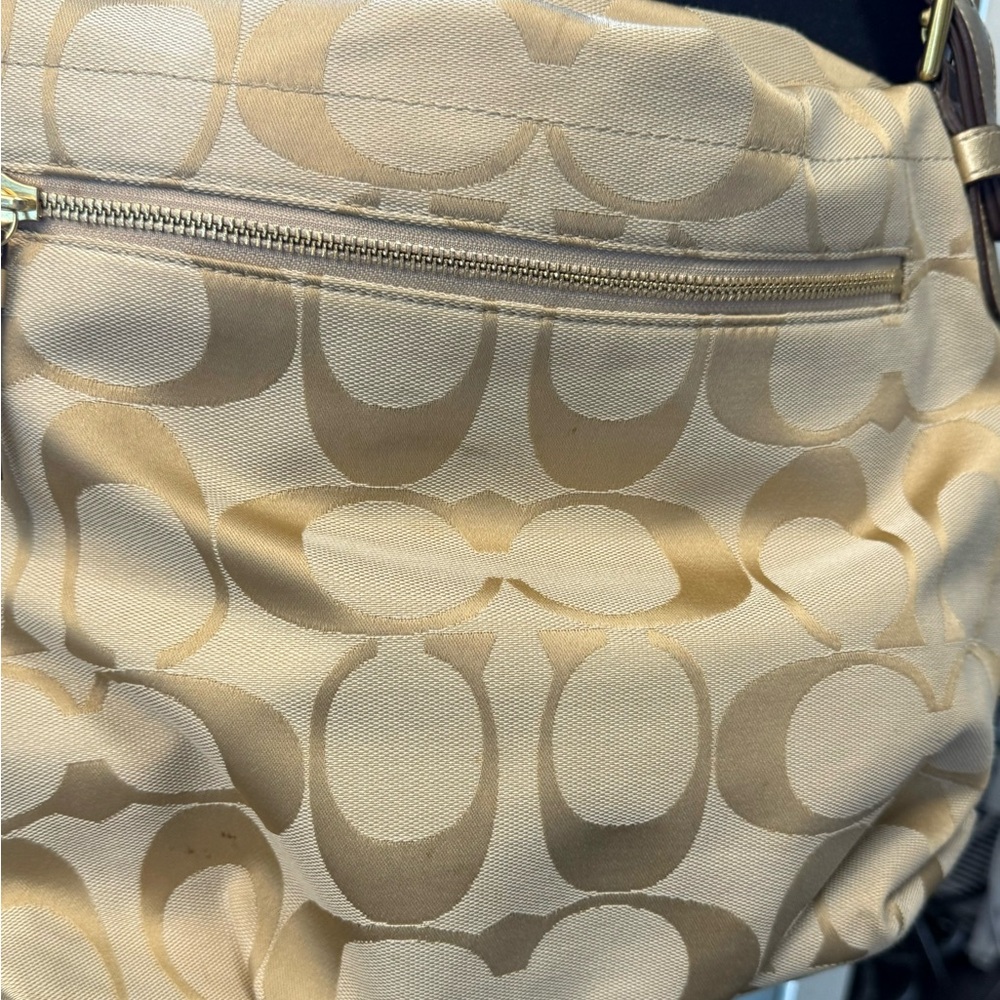 Sold !!!Vintage Coach Signature Brown Shoulder Bag